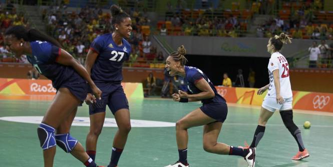 La France a battu l'Espagne grâce à un dernier tir espagnol repoussé par le coin du poteau. Les Espagnoles vont elles parler pendant des années des poteaux carrés ?