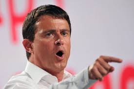 M. Valls fait de la lutte contre la poitrinophobie une priorité lors du 65ème dîner du CRPF