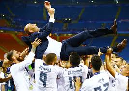 Zizou-triomphe-Mai16