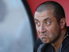 Boudjellal se demande si cela vaut même la peine de se présenter face à Clermont. Dire que le RCT est outsider est encore trop optimiste.